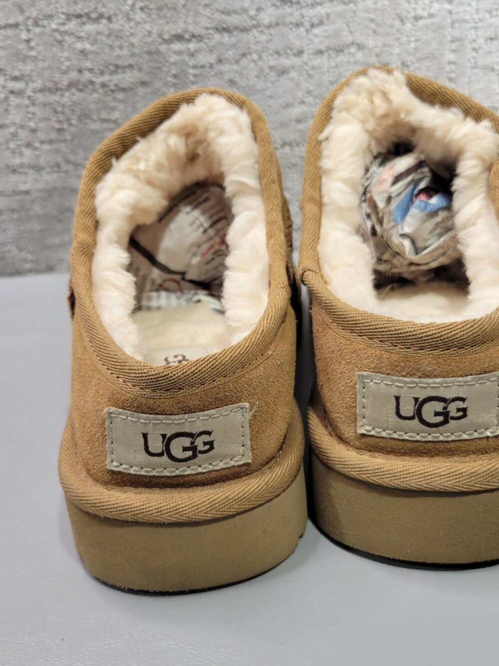 UGG Australian Classic Women's Size US 9 Chestnut Suede Slippers 1108193 - Picture 6 of 13